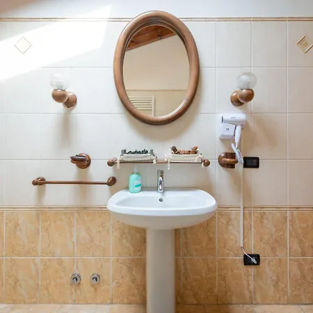 Jolly Private Apartmán *