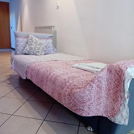 Jolly Private Apartmán *